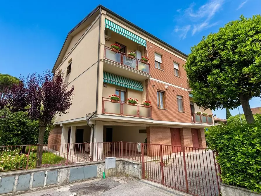 Immagine 1 di Appartamento in vendita  a Pontedera