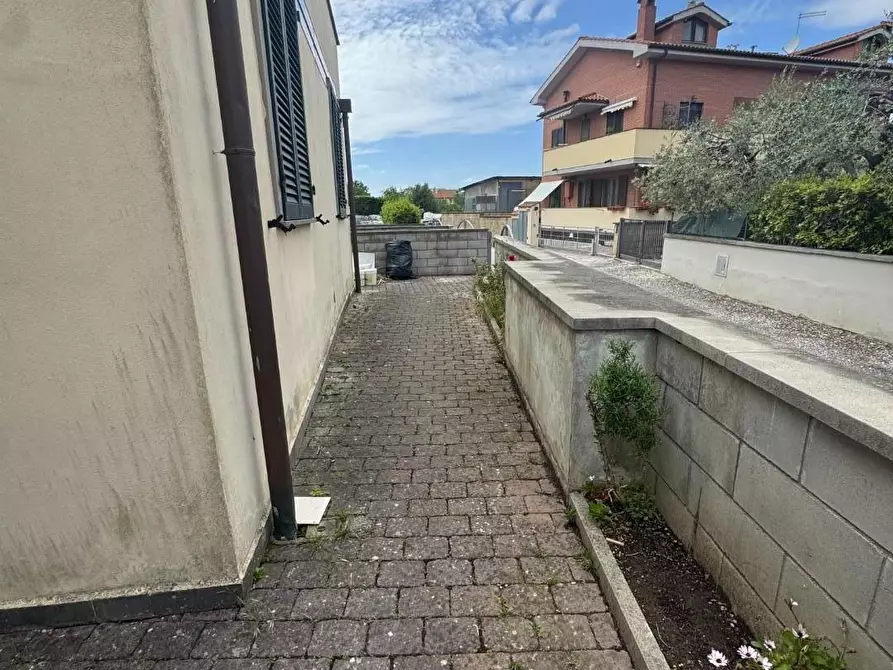 Immagine 27 di Terratetto in vendita  a Collesalvetti