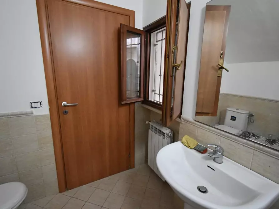 Immagine 33 di Terratetto in vendita  a San Giuliano Terme