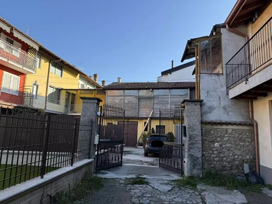 Immagine 2 di Appartamento in vendita  a Terno D'isola