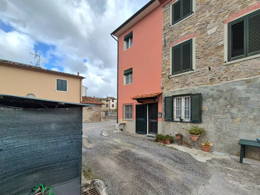 Immagine 15 di Terratetto in vendita  a Capannori