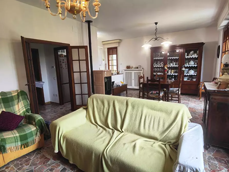 Immagine 23 di Casa bifamiliare in vendita  a San Giuliano Terme