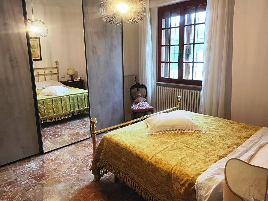 Immagine 41 di Casa bifamiliare in vendita  a San Giuliano Terme