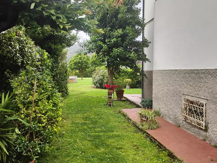 Immagine 46 di Casa bifamiliare in vendita  a San Giuliano Terme