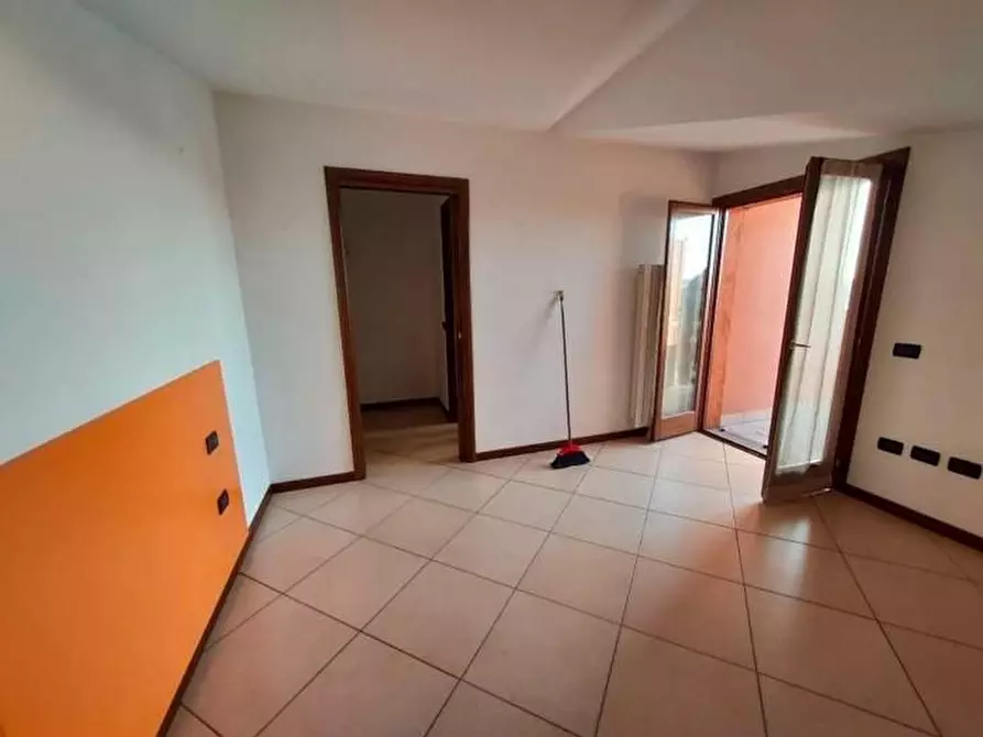 Immagine 2 di Appartamento in vendita  a Cassano D'adda