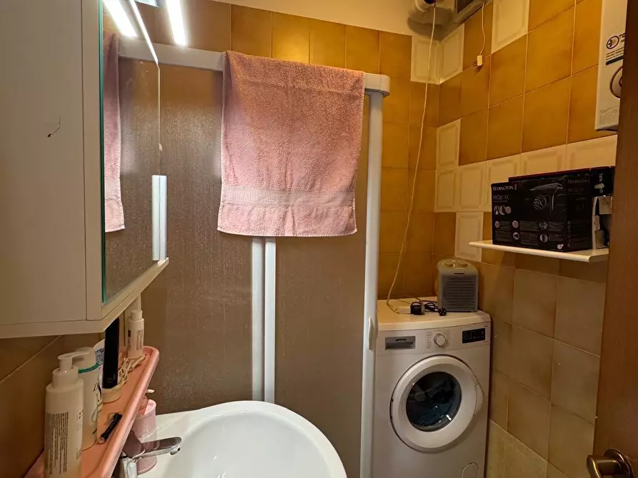 Immagine 14 di Appartamento in vendita  a Pisa