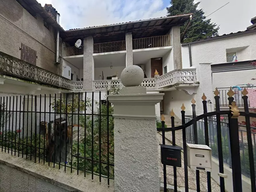 Immagine 1 di Appartamento in vendita  a Spinone Al Lago