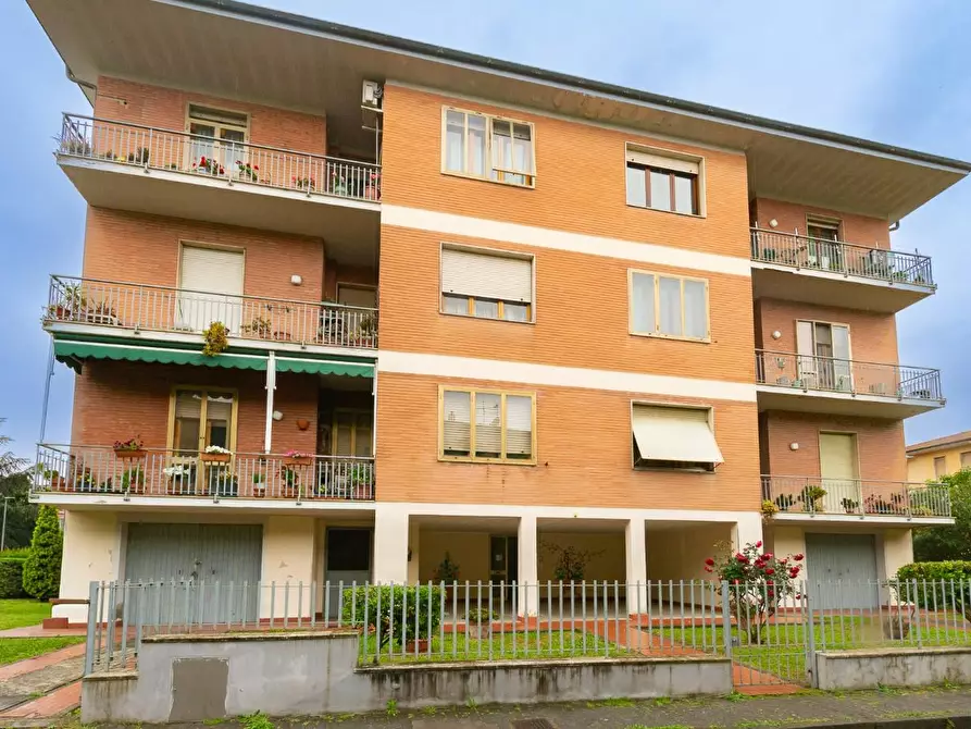 Immagine 33 di Appartamento in vendita  a Pontedera