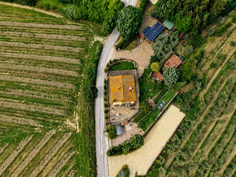 Immagine 47 di Villa in vendita  a Castelfiorentino