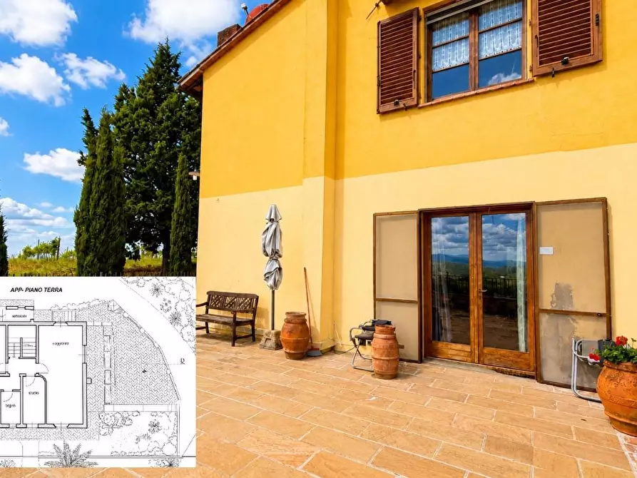 Immagine 2 di Villa in vendita  a Castelfiorentino
