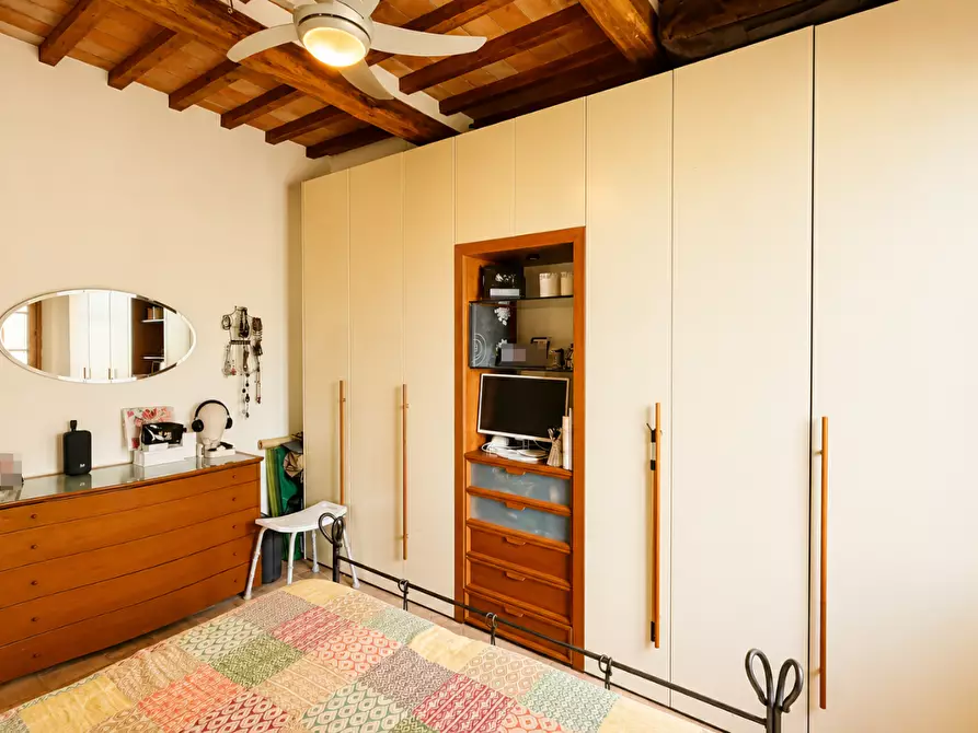 Immagine 13 di Villa in vendita  a Castelfiorentino