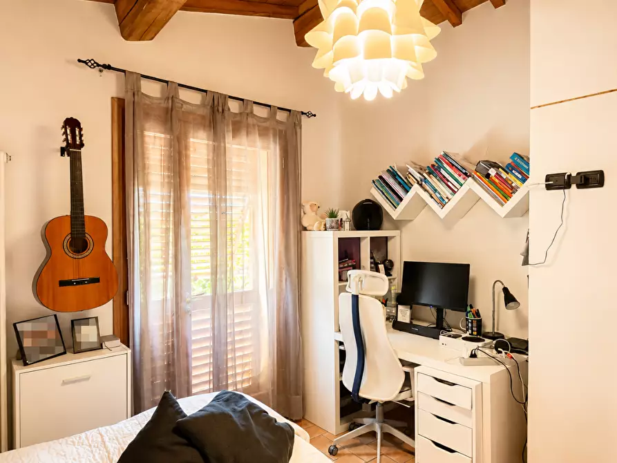 Immagine 17 di Villa in vendita  a Castelfiorentino