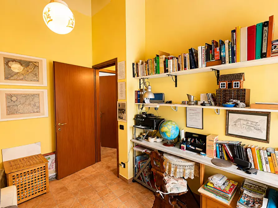 Immagine 29 di Villa in vendita  a Castelfiorentino