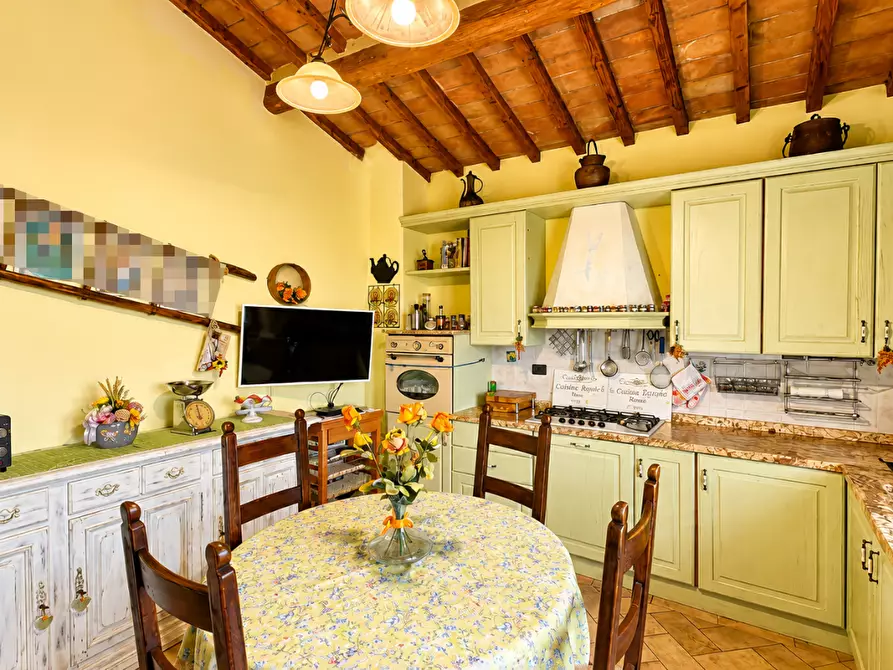 Immagine 26 di Villa in vendita  a Castelfiorentino