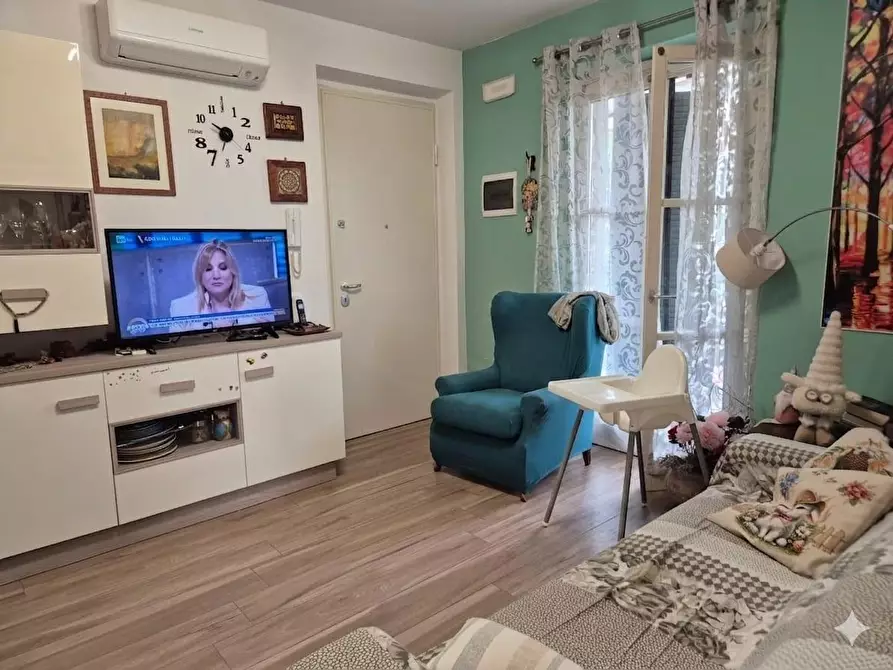 Immagine 7 di Appartamento in vendita  a Carrara