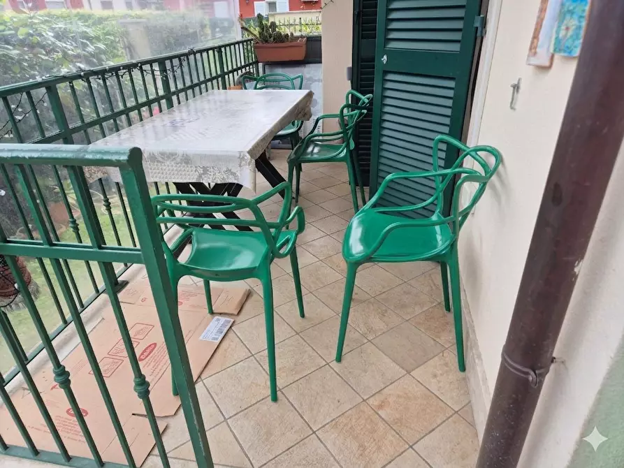 Immagine 2 di Appartamento in vendita  a Carrara