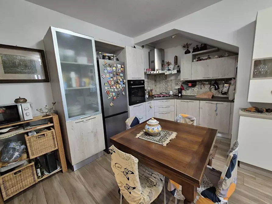 Immagine 9 di Appartamento in vendita  a Carrara