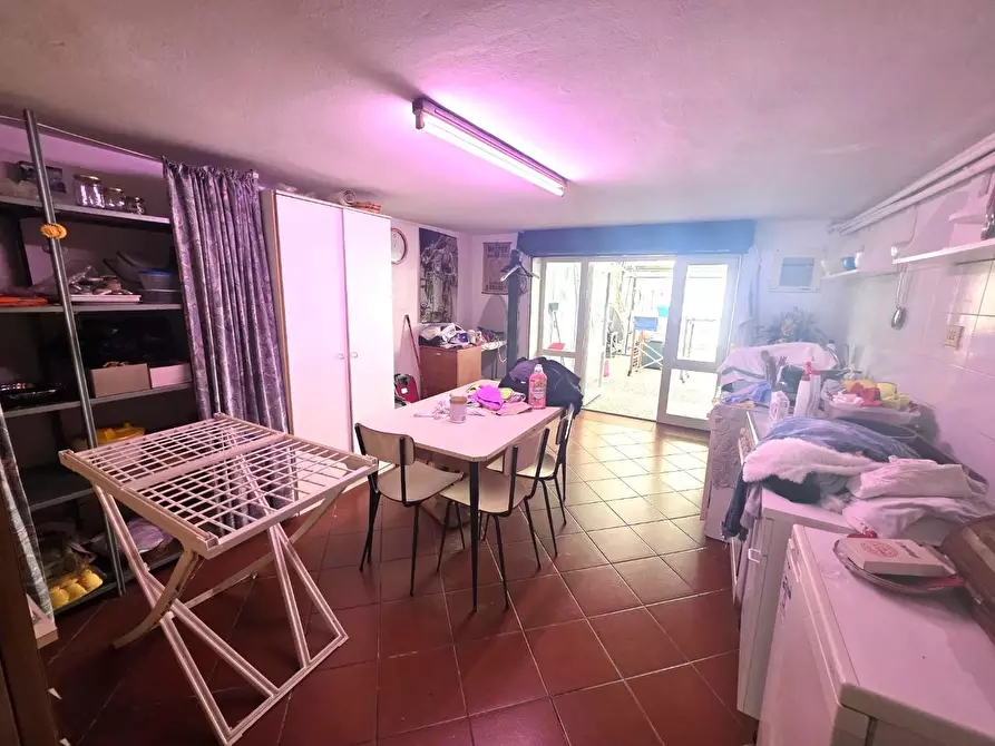 Immagine 17 di Appartamento in vendita  a Empoli
