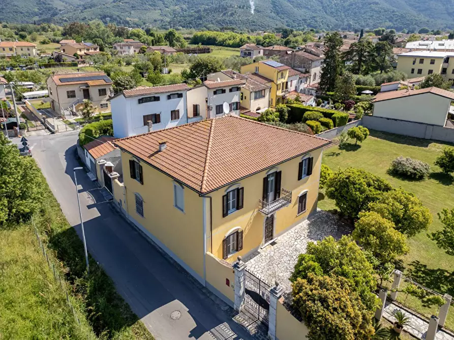 Immagine 46 di Villa in vendita  a San Giuliano Terme