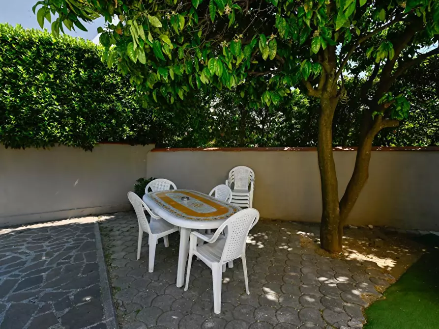 Immagine 52 di Villa in vendita  a San Giuliano Terme
