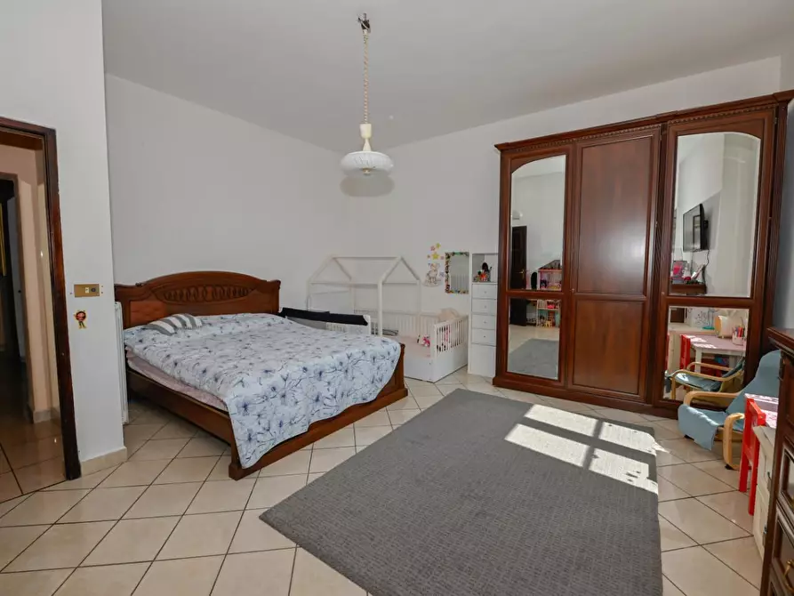 Immagine 12 di Villa in vendita  a San Giuliano Terme