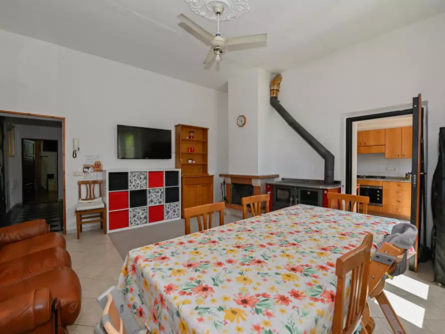 Immagine 38 di Villa in vendita  a San Giuliano Terme