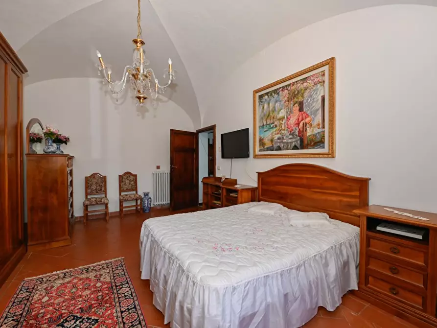 Immagine 27 di Villa in vendita  a San Giuliano Terme