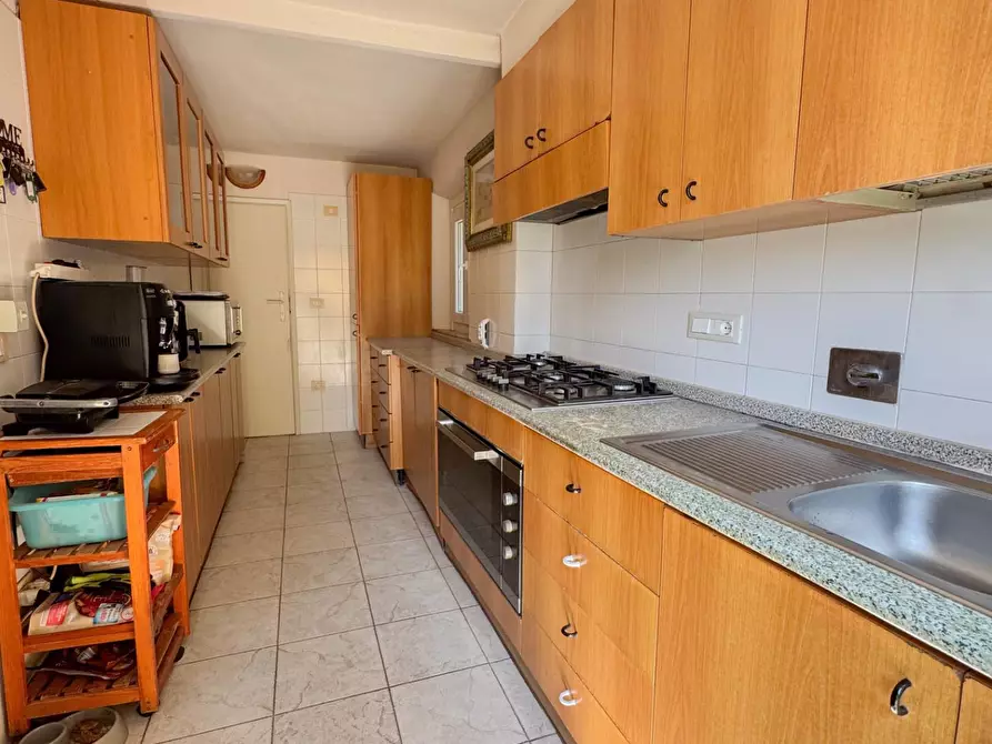 Immagine 37 di Villa in vendita  a San Giuliano Terme
