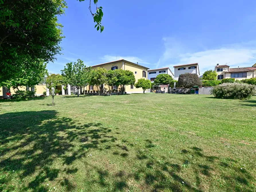 Immagine 57 di Villa in vendita  a San Giuliano Terme