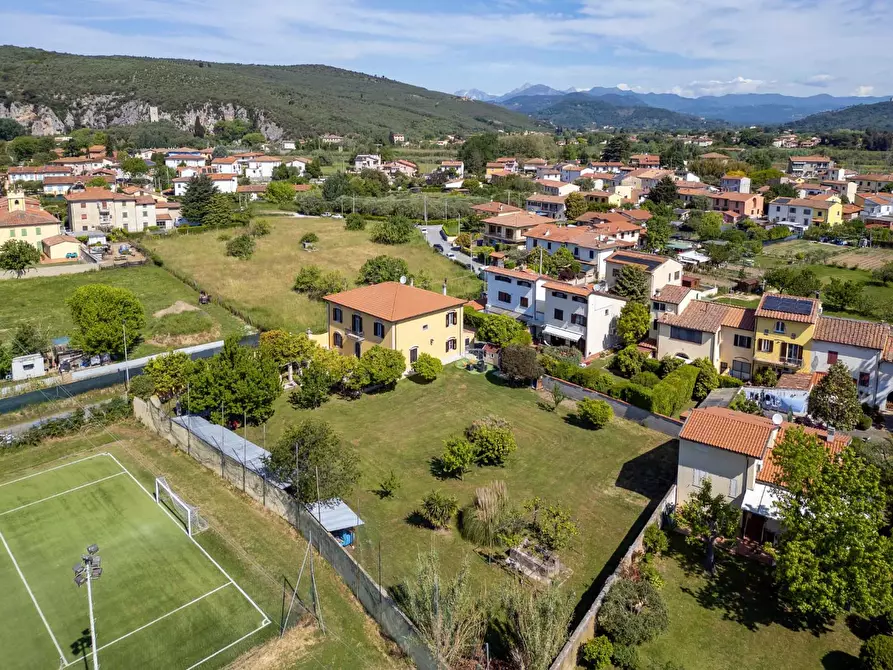 Immagine 43 di Villa in vendita  a San Giuliano Terme