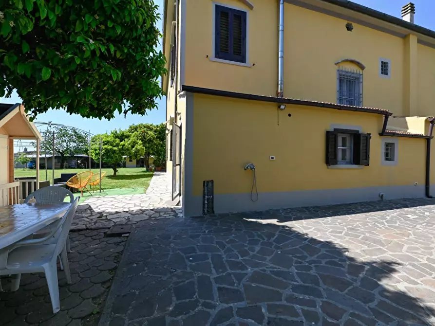 Immagine 61 di Villa in vendita  a San Giuliano Terme