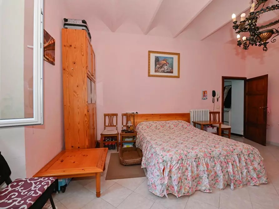 Immagine 30 di Villa in vendita  a San Giuliano Terme