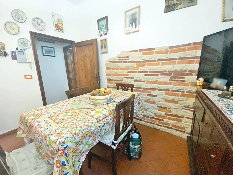 Immagine 14 di Appartamento in vendita  a Prato
