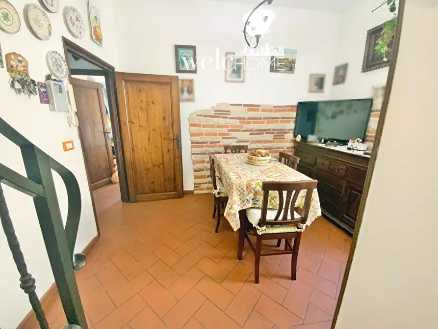 Immagine 16 di Appartamento in vendita  a Prato