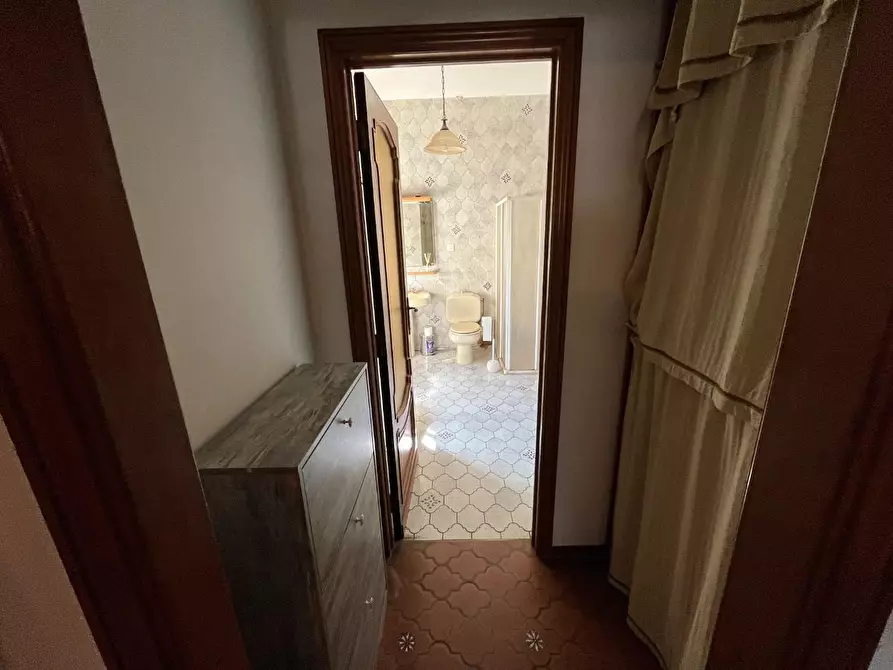 Immagine 17 di Appartamento in vendita  a Massa