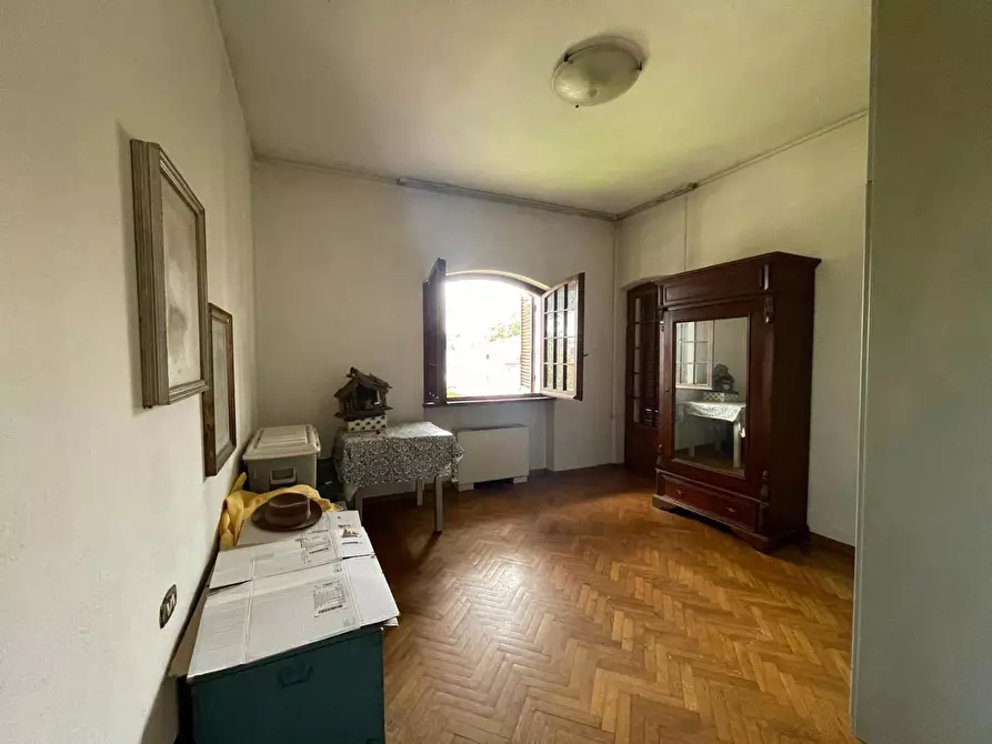 Immagine 2 di Casa bifamiliare in vendita  a Camaiore