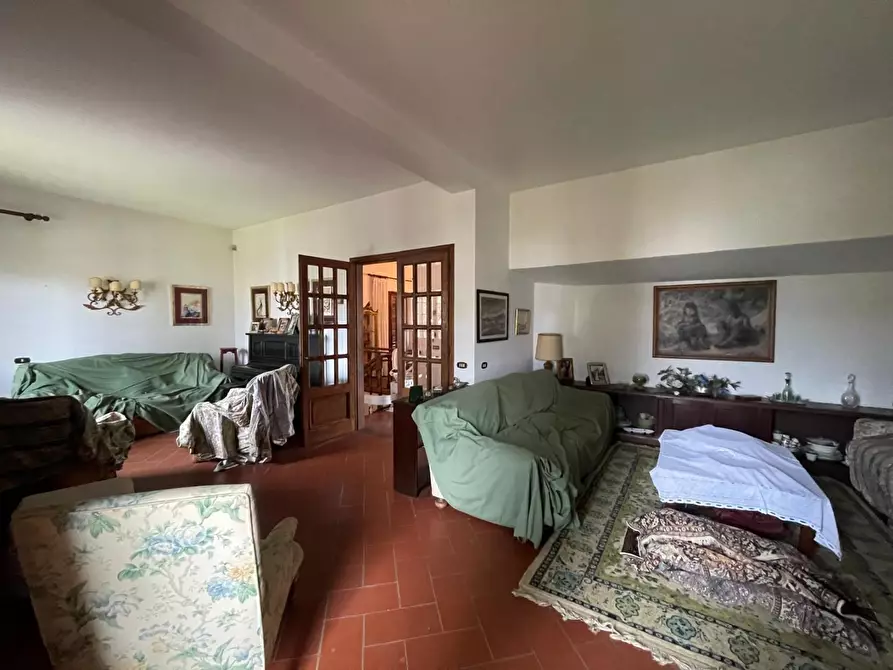 Immagine 16 di Casa bifamiliare in vendita  a Camaiore