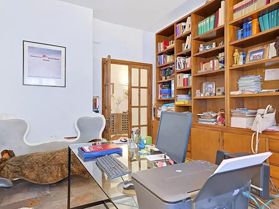 Immagine 18 di Appartamento in vendita  a Pisa