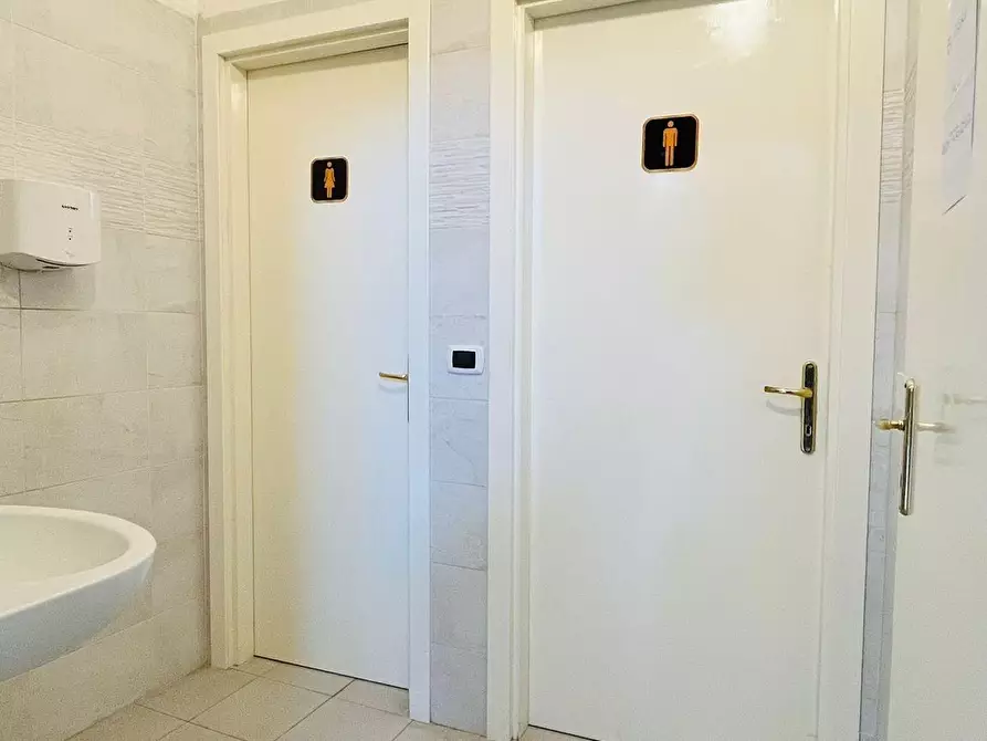 Immagine 6 di Laboratorio in affitto  a Pisa