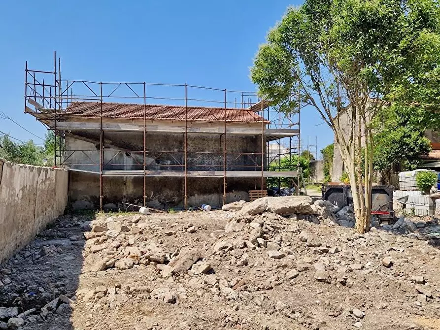 Immagine 16 di Casa bifamiliare in vendita  a San Giuliano Terme
