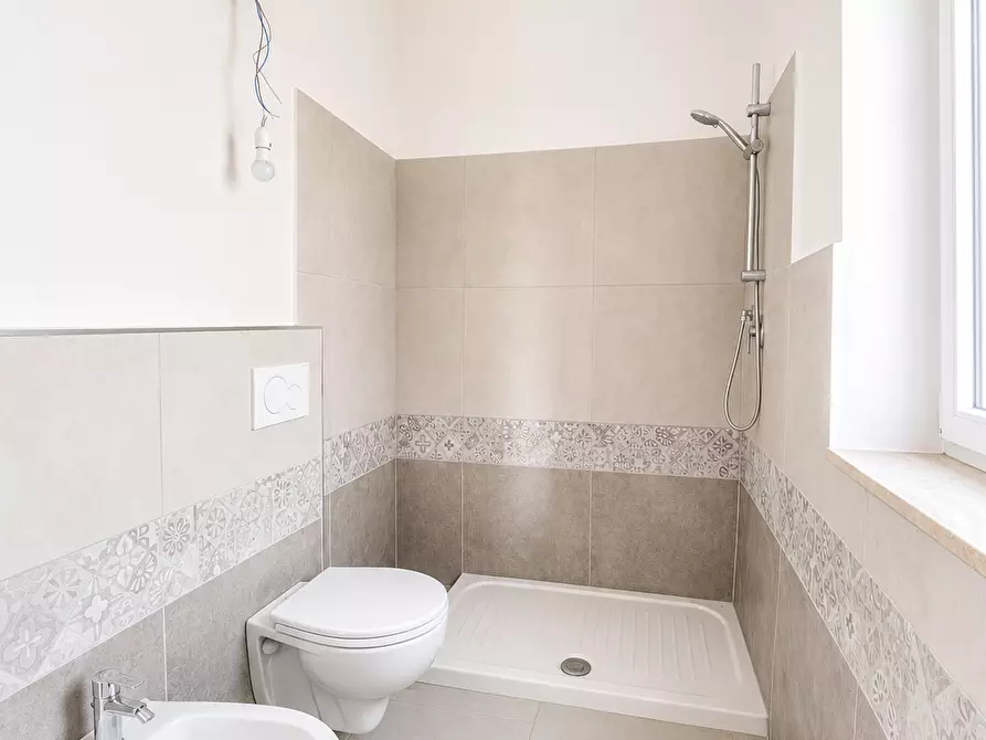 Immagine 22 di Villa in vendita  a Pontedera