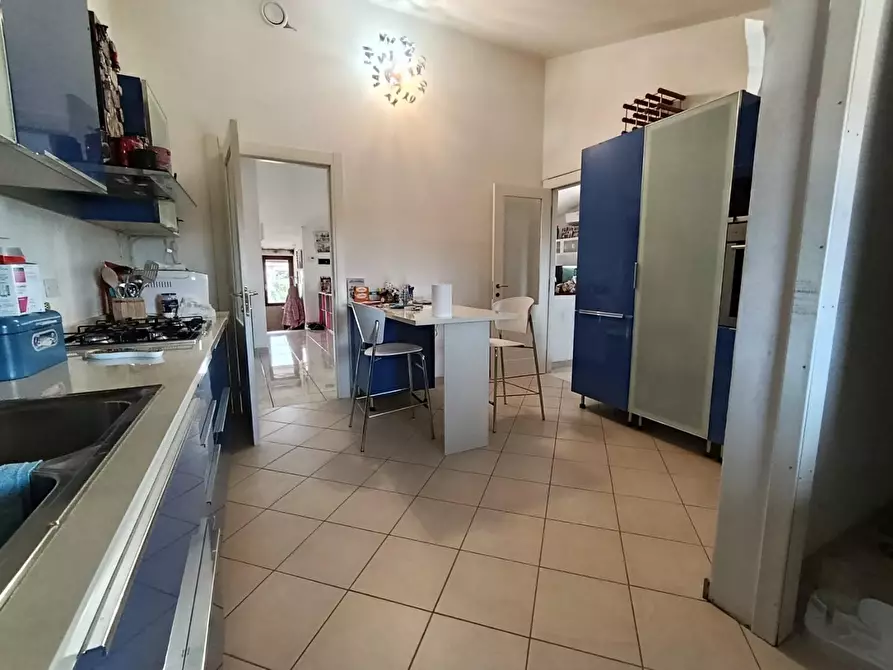 Immagine 14 di Appartamento in vendita  a Ortonovo