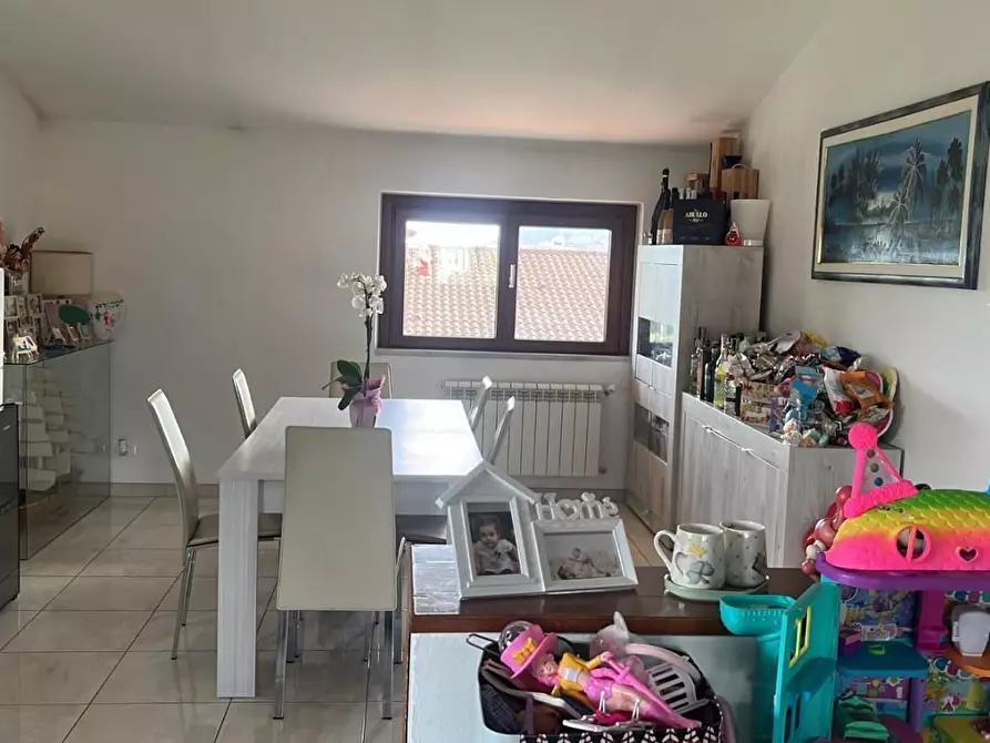 Immagine 3 di Appartamento in vendita  a Ortonovo