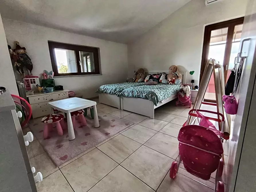 Immagine 5 di Appartamento in vendita  a Ortonovo