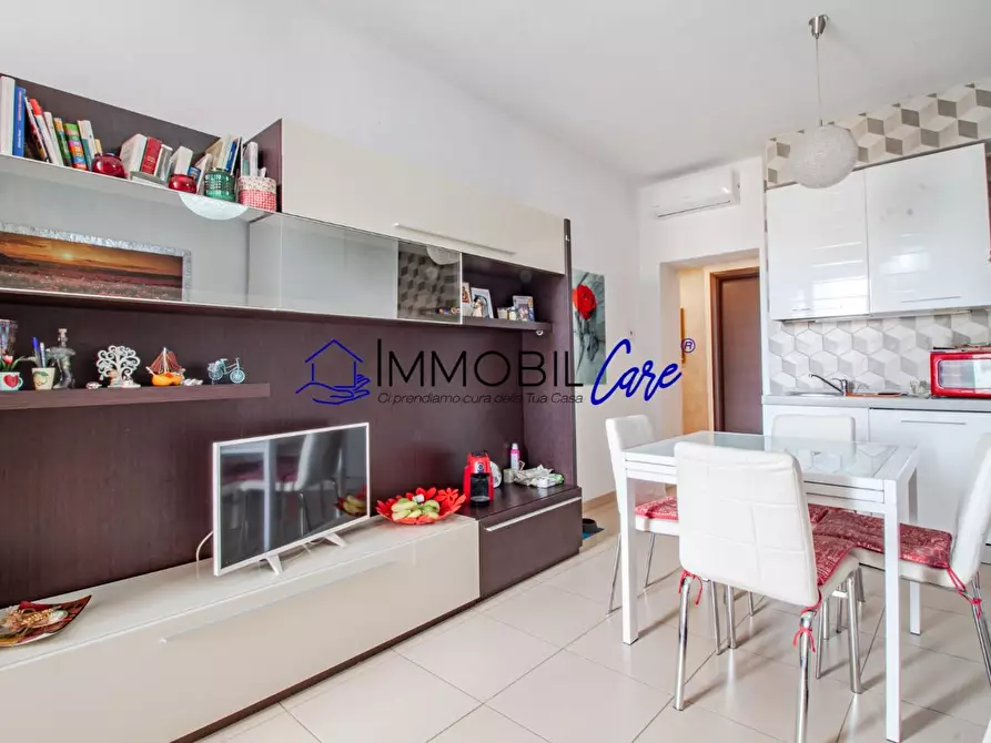 Immagine 3 di Appartamento in vendita  a Livorno