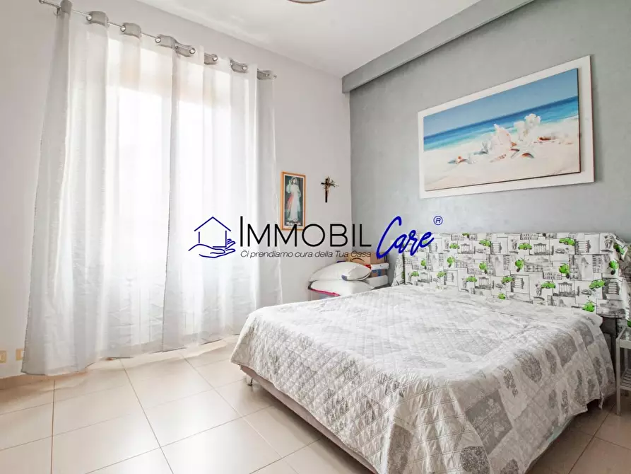 Immagine 9 di Appartamento in vendita  a Livorno
