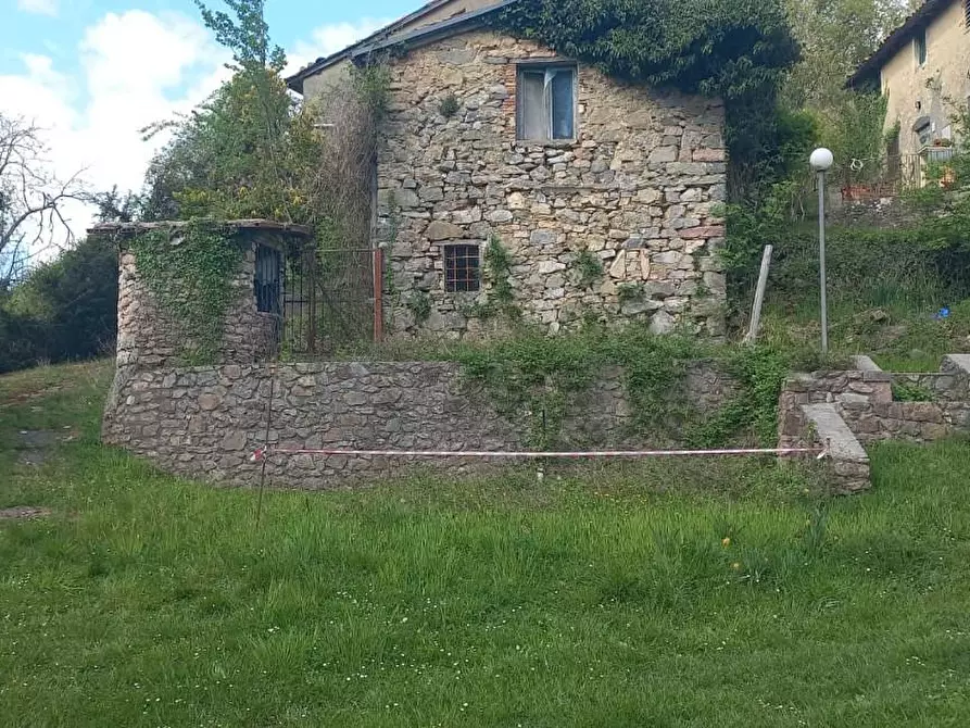 Immagine 20 di Rustico / casale in vendita  a Molazzana