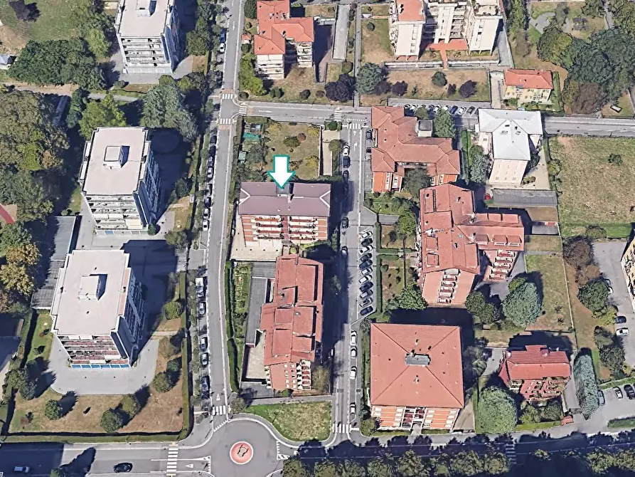 Immagine 2 di Appartamento in vendita  a Bergamo