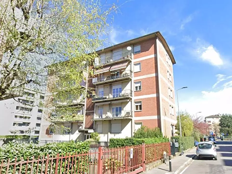 Immagine 1 di Appartamento in vendita  a Bergamo