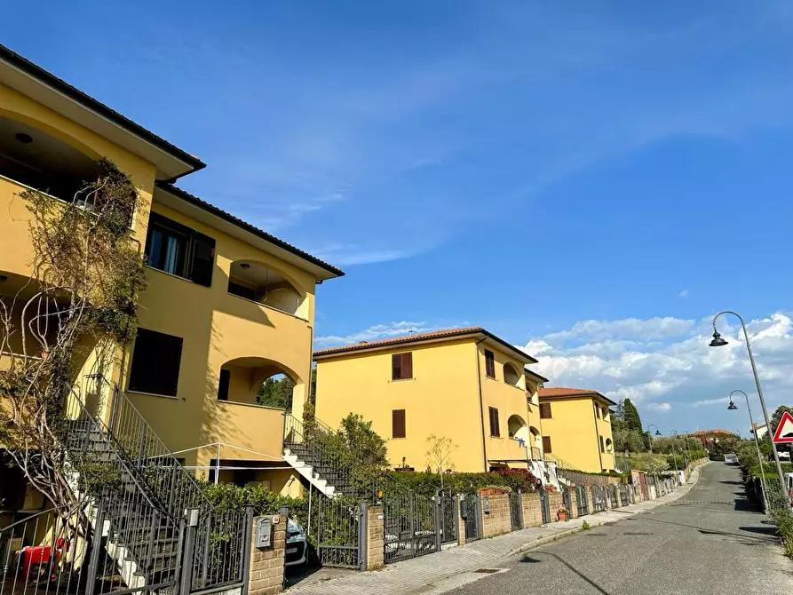 Immagine 1 di Casa semindipendente in vendita  a Suvereto